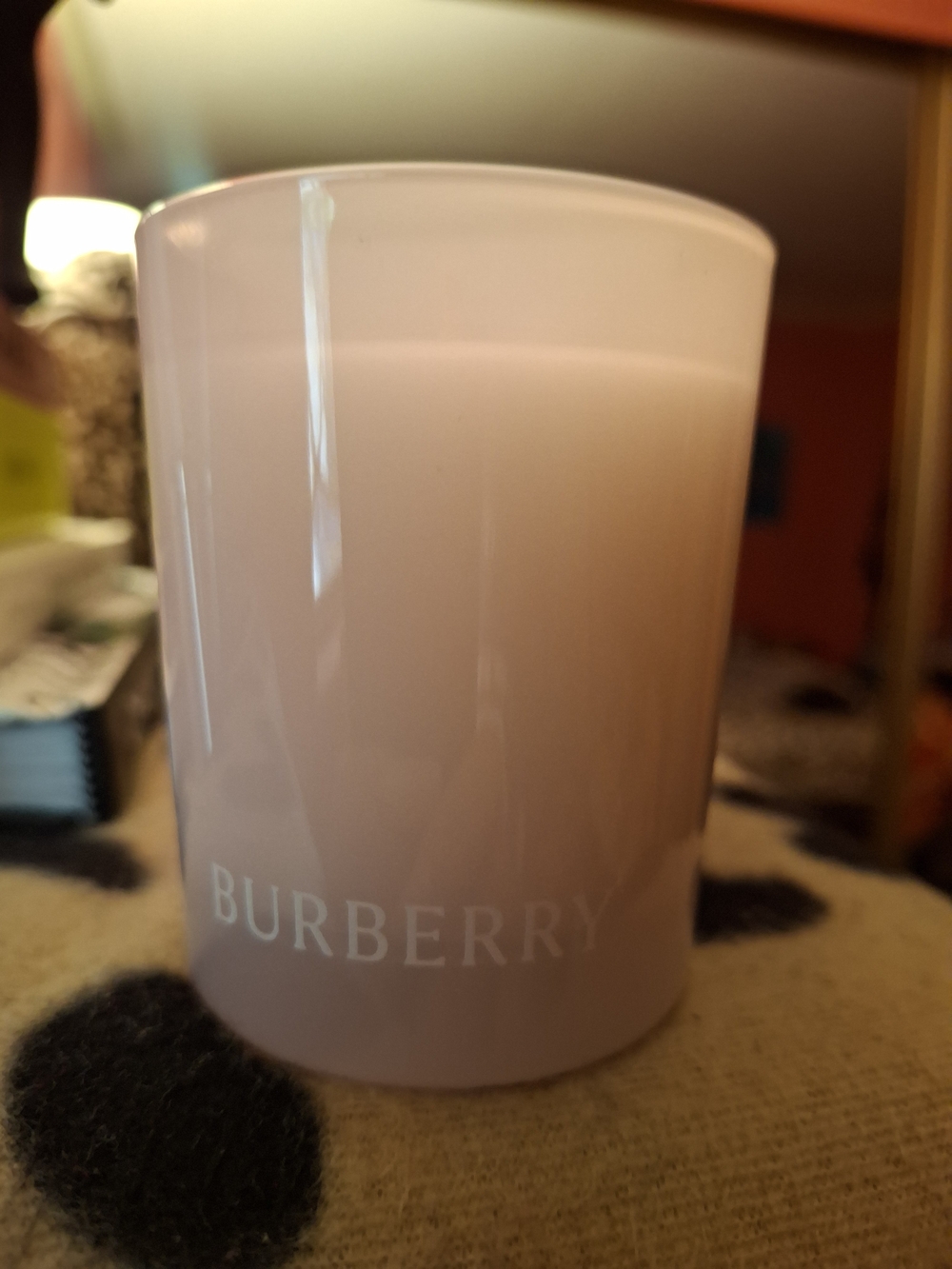 Burberry Blush Pink Scented Candle Jar